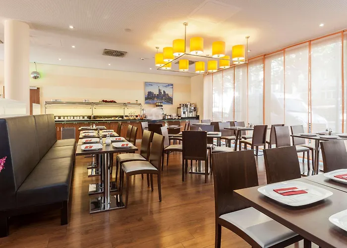Premier Frankfurt Europaviertel Hotel 3*