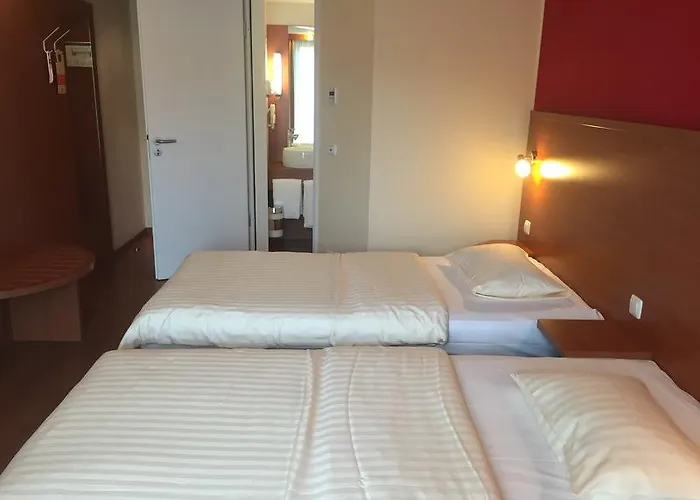 Hotel Premier Frankfurt Europaviertel 3*