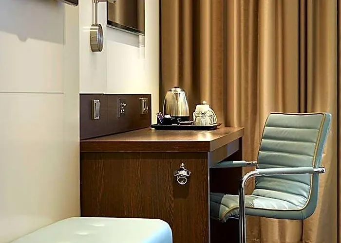 Premier Frankfurt Europaviertel 3*